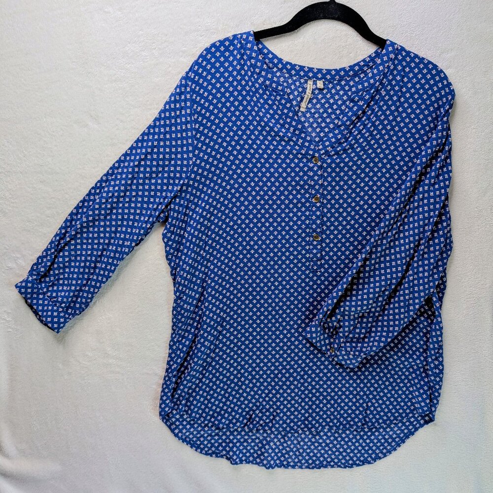 Grand & Greene 3/4 Length Sleeve Blue Patterned Blouse Size XL